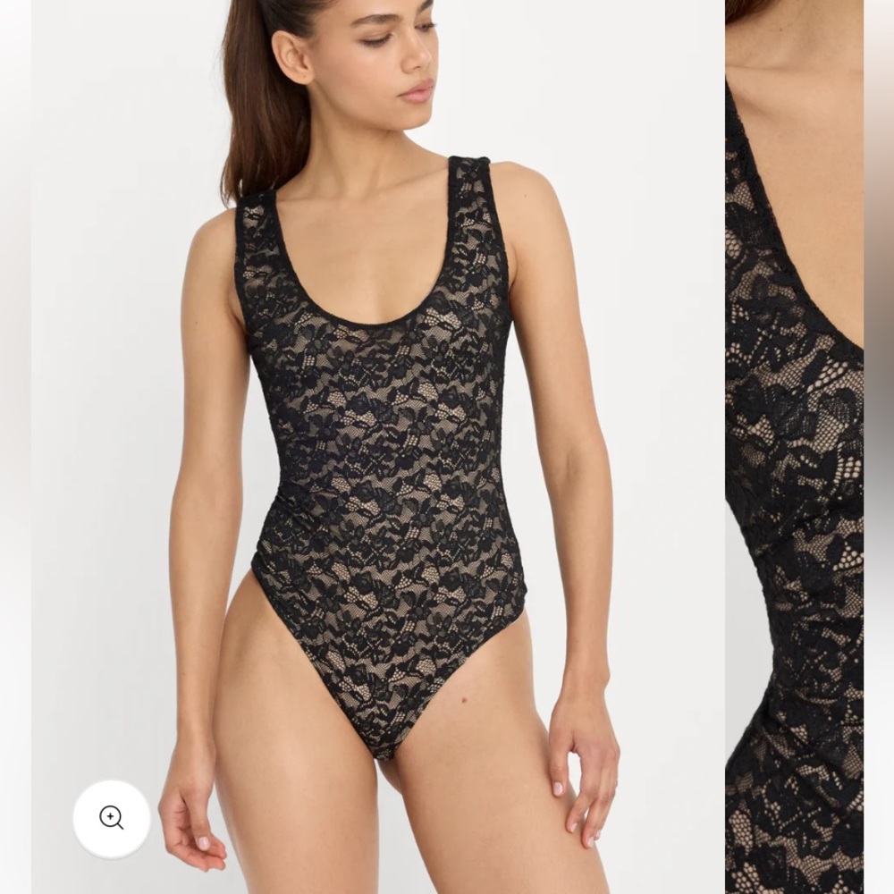 Toccin Stretch Lace Scoop Thong Bodysuit - Black